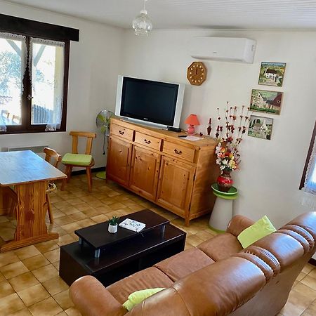 Hebergements Des Posas Sampzon Ruang foto